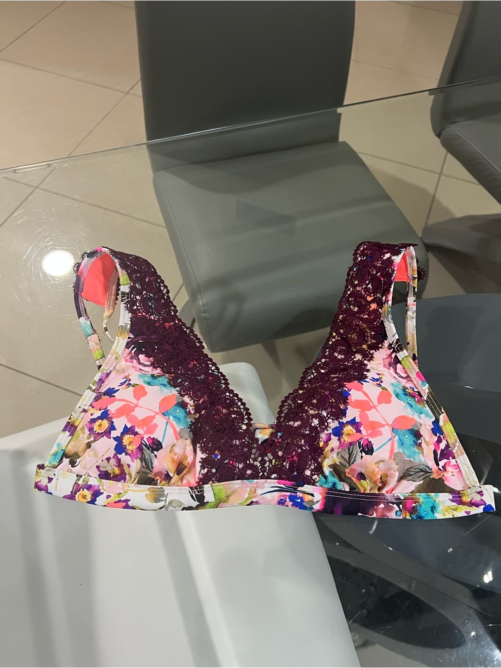 Time and Tru Floral Lace Trim Bikini Top size M (8/10)